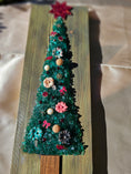 Load image into Gallery viewer, Cardinal & Floral Crushed Glass Tree on Green Shou Sugi Ban Wood (15" x 5.5")