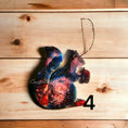 Charger l'image dans la visionneuse de la galerie, Woodlands Squirrel with Acorn Handmade Christmas Ornaments