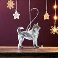 Charger l'image dans la visionneuse de la galerie, Handcrafted Siberian Husky Malemute Dog Christmas Ornaments - Colorful Resin & Wood Decor