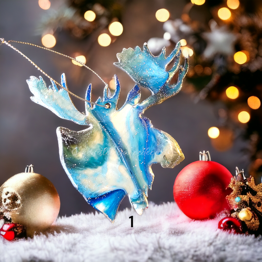 Beautiful moose head ornament handcrafted with handmade resin on wood, showcasing intricate details and vibrant colors, perfect for nature lovers.