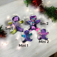 Charger l'image dans la visionneuse de la galerie, Chunky Wood with Resin Handmade Gingerbread Men Christmas Figurines Small and Mini