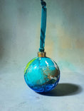 Charger l'image dans la visionneuse de la galerie, Hand-Painted Glass Ornament | Alcohol Ink Fluid Art Bauble (4" Diameter)