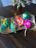 Charger l'image dans la visionneuse de la galerie, Hand-Painted Glass Ornament | Alcohol Ink Fluid Art Bauble (4" Diameter)
