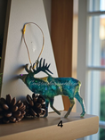 Charger l'image dans la visionneuse de la galerie, Nature Themed Standing Elk Wood and Resin Ornaments
