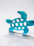 Charger l'image dans la visionneuse de la galerie, Handcrafted 10" Coastal Sea Turtle Wall Art Decor with Vibrant Colors