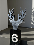 Charger l'image dans la visionneuse de la galerie, Custom Vertical Deer 3D Address Sign | Narrow Modern Lodge House Numbers