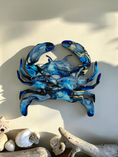 Charger l'image dans la visionneuse de la galerie, Variegated blue resin crab accented with gold metallic