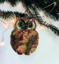 Charger l'image dans la visionneuse de la galerie, Red and gold handmade owl resin Christmas ornament