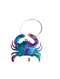 Charger l'image dans la visionneuse de la galerie, Colorful Sparkly Small Crab Beachy Christmas Resin and Wood Ornament