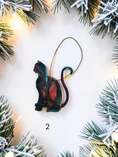 Charger l'image dans la visionneuse de la galerie, Multicolor handmade resin cat ornament