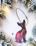 Charger l'image dans la visionneuse de la galerie, Pink Chihuahua dog ornament on a white background with Christmas lights