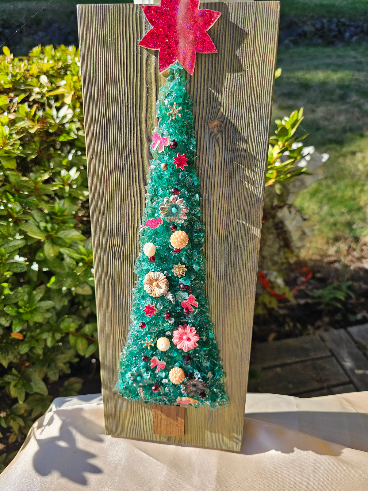 Cardinal & Floral Crushed Glass Tree on Green Shou Sugi Ban Wood (15" x 5.5")