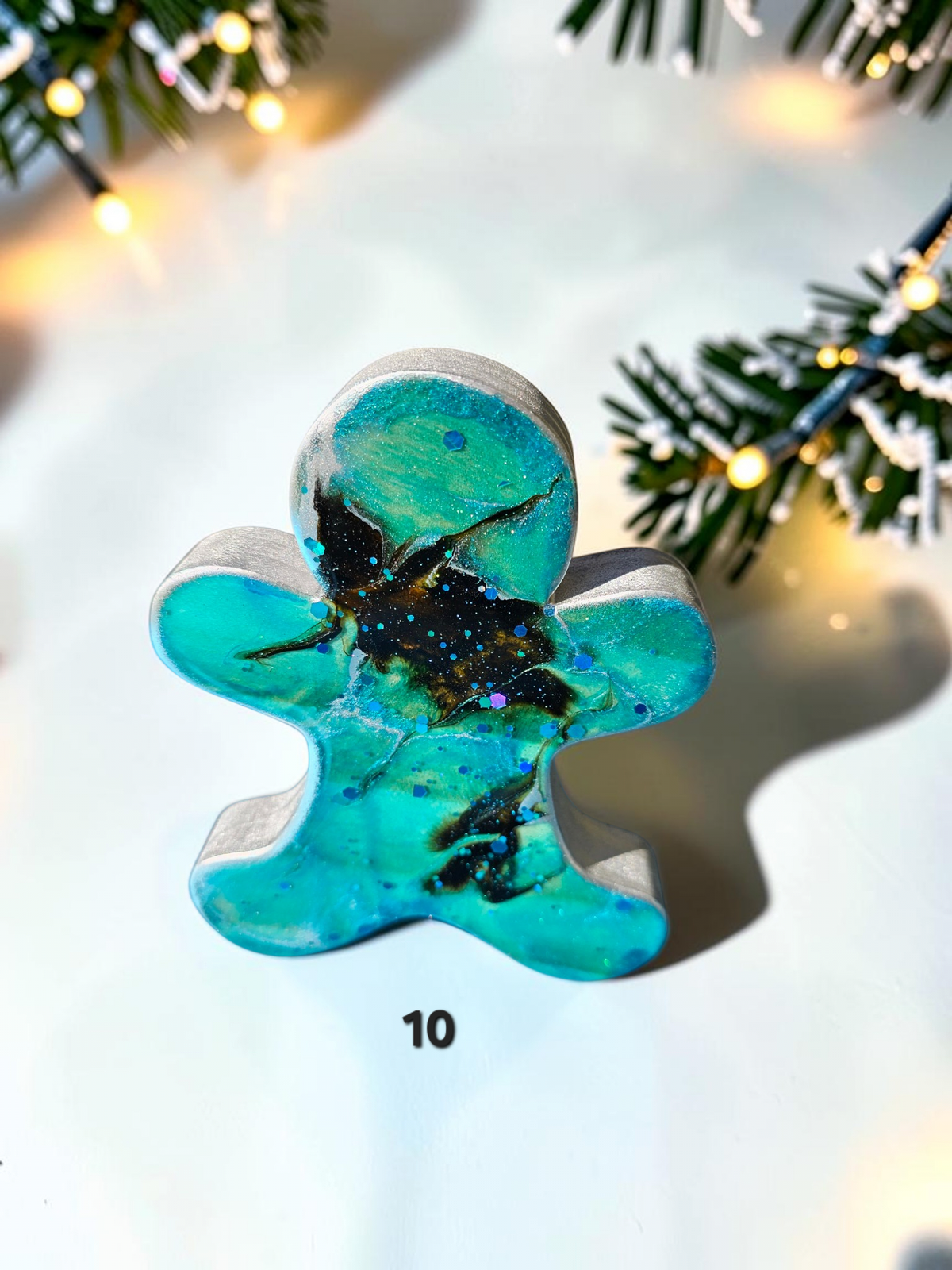 Handmade Chunky Wood and Resin Gingerbread Men and Women Tabletop Decorations