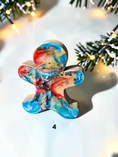 Charger l'image dans la visionneuse de la galerie, Handmade Chunky Wood and Resin Gingerbread Men and Women Tabletop Decorations
