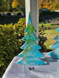 Charger l'image dans la visionneuse de la galerie, Handmade Blue Green Silver Resin Christmas Trees Holiday Mantelpiece 3 Sizes
