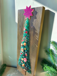 Load image into Gallery viewer, Cardinal & Floral Crushed Glass Tree on Green Shou Sugi Ban Wood (15" x 5.5")
