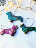 Charger l'image dans la visionneuse de la galerie, Handmade Personalizable Corgi Dog Christmas Ornaments
