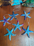Charger l'image dans la visionneuse de la galerie, Handmade Starfish Personalized Resin Christmas Ornament
