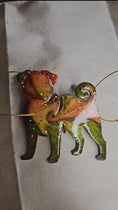 Charger et lire la vidéo dans la visionneuse de la galerie, Pug Dutch Mastiff Puppy Personalized Christmas Ornaments Wooden with Resin
