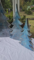 Charger et lire la vidéo dans la visionneuse de la galerie, Handcrafted Moody Winter Night Resin Wooden Tree
