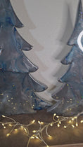 Charger et lire la vidéo dans la visionneuse de la galerie, Handcrafted Moody Winter Night Resin Wooden Tree
