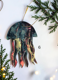 Charger l'image dans la visionneuse de la galerie, Blue and red marble with gold handmade resin jellyfish Christmas ornament 
