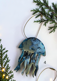 Charger l'image dans la visionneuse de la galerie, Blue marble with gold handmade resin jellyfish Christmas ornament 
