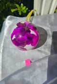 Charger l'image dans la visionneuse de la galerie, Handcrafted Jewel Tone Plum & Fuchsia Glass Christmas Ornament
