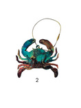 Charger l'image dans la visionneuse de la galerie, Colorful Sparkly Small Crab Beachy Christmas Resin and Wood Ornament
