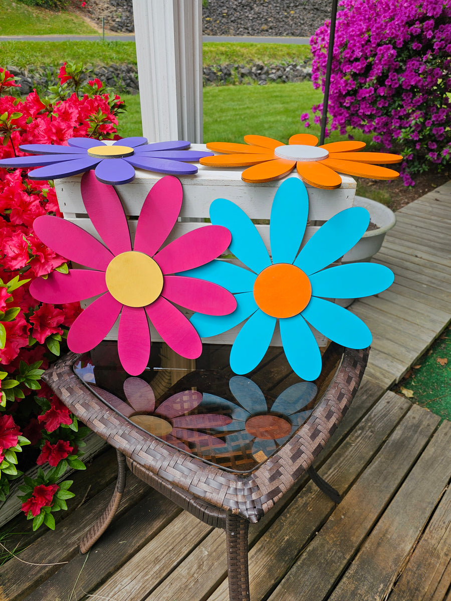 Colorful Fun Indoor Wall or Outdoor Garden Patio Wood Daisies Sm and Lg