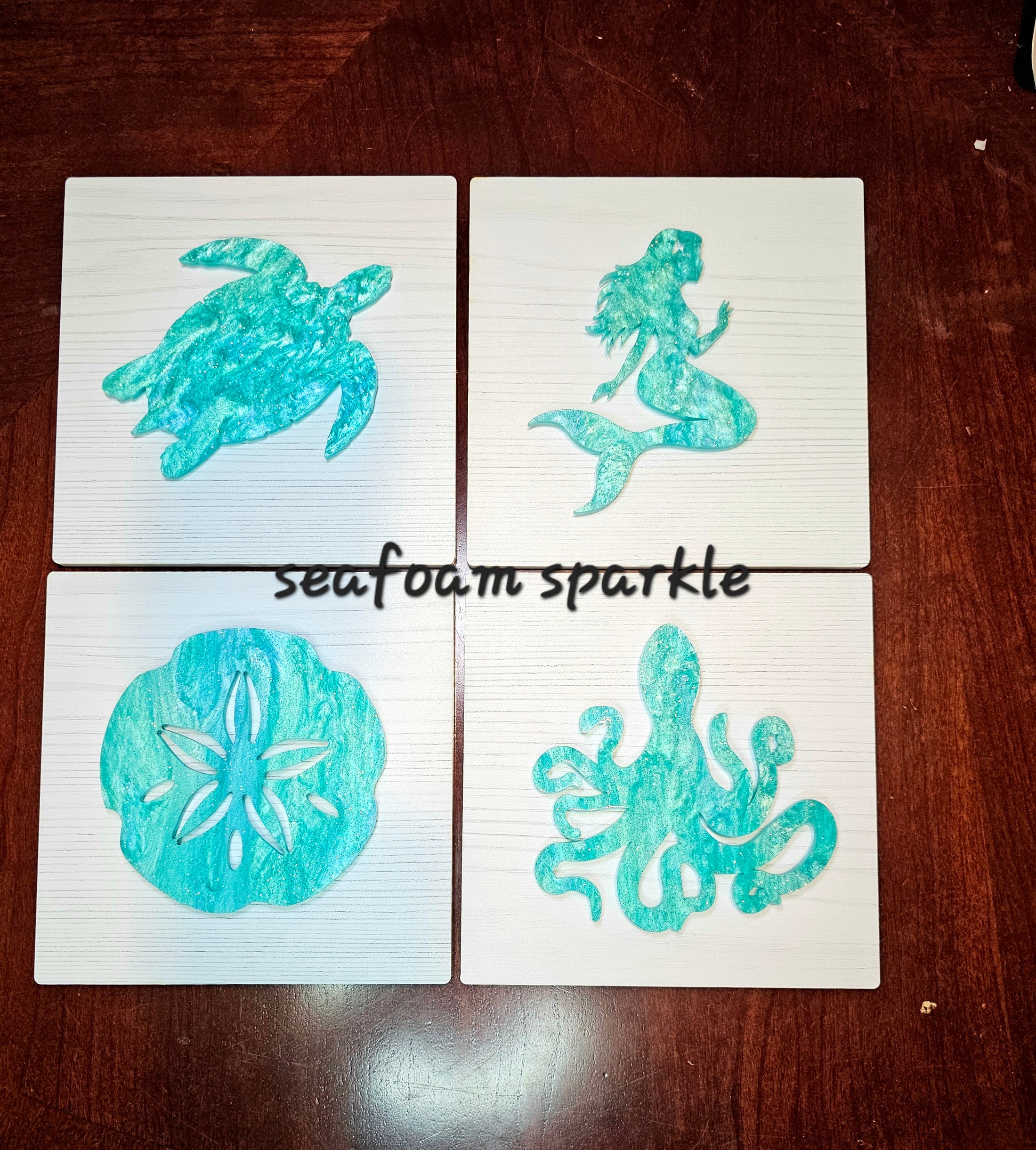 3D acrylic sea creature tiled wall decoration with whitewashed wood-look finish