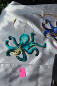 Charger l'image dans la visionneuse de la galerie, Beachy Octopus Coastal Christmas Handmade Resin and Wood Ornaments
