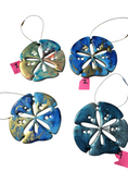 Charger l'image dans la visionneuse de la galerie, Handmade Coastal Sand Dollar Christmas Ornaments Resin and Wood
