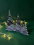 Charger l'image dans la visionneuse de la galerie, Contemporary Resin Tree – Black, Charcoal & Silver Garland Accent

